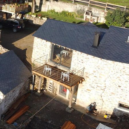 La Petite Bergerie En Pierre Surplombant Le Lac Real エクステリア 写真